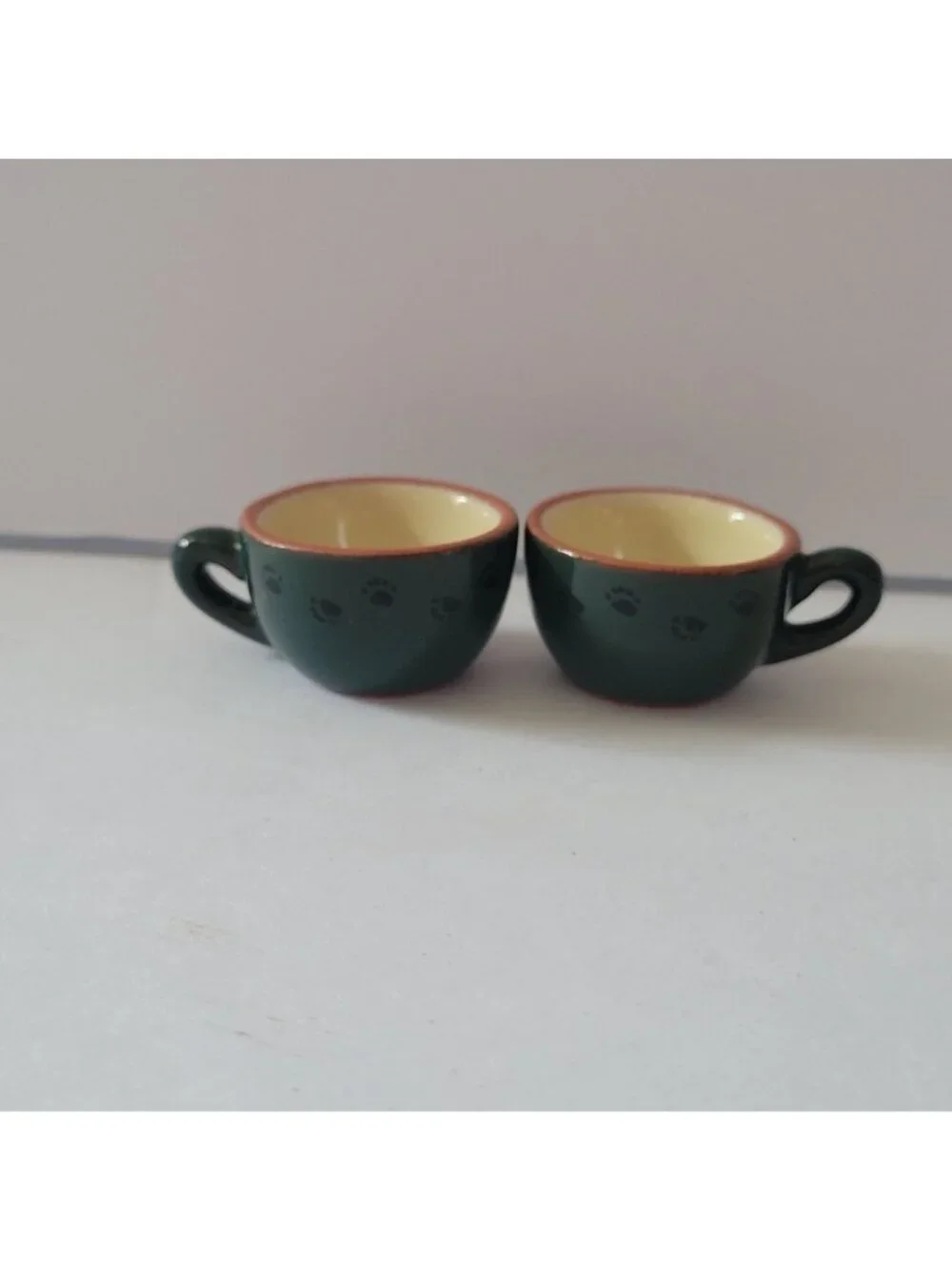 Bear Bpttom Mini Green Ceramic Tea Set Includes Teapot Creamer Sugar Bowl & Two